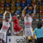 Играат Хрватска-Данска, во три земји и на три континенти чекаат да се радуваат