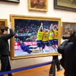 Французите ги „пецкаат“ Швеѓаните - фотографија со голот на Пранди „поставена“ во Лувр