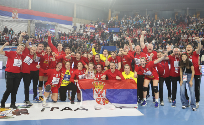 Србија ќе игра на СП, Шпанија ја елиминира Хрватска!