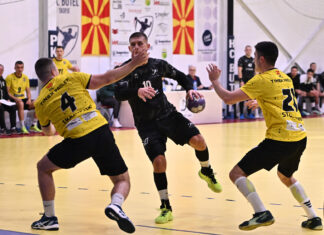 Бутел пружи отпор, но бодовите отидоа во Автокоманда