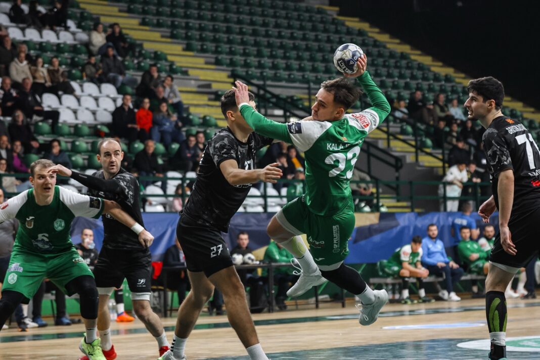 Еурофарм Пелистер му даде 43 гола на Куманово – утре ќе „навиваат“ во дербито во Автокоманда