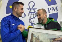 Еурофарм Пелистер го испрати Цехте во Германија – му подари слика од Битола и му посака многу успех