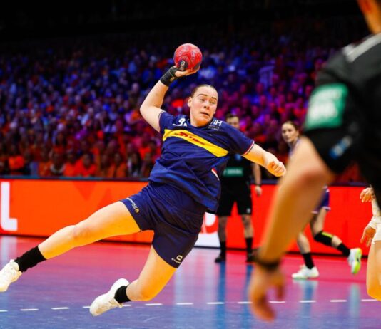 СП 2025: Светскиот првак на колена пред „лалињата“, познати сите четвртфинални двојки