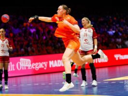 Холандија лесно се справи со Унгарија и обезбеди мундијалско полуфинале