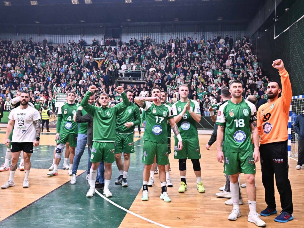 📷 Шампионот игра шампионски кога најмногу треба – Вардар изгоре во „зелениот вулкан“