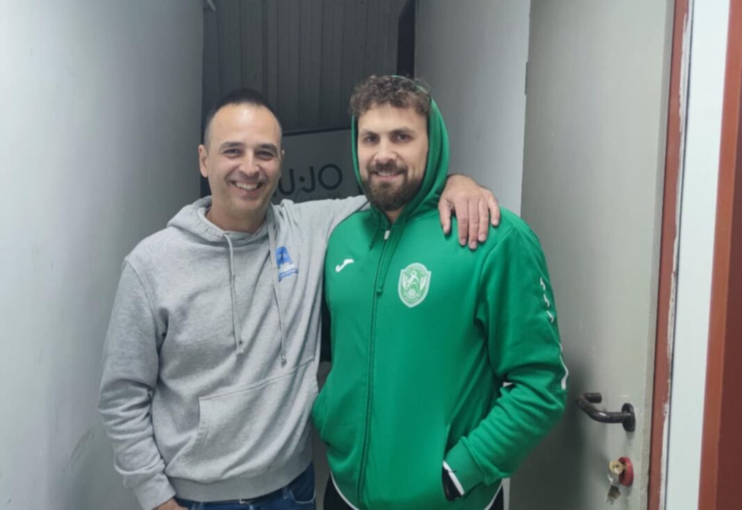 Помирување по драмата во Охрид: Ројевиќ и Радивојевиќ со ракување по „жешкото“ дерби