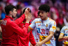 „Ракометниот Јамин Ламал“: 18-годишникот за кој бруи цела Европа