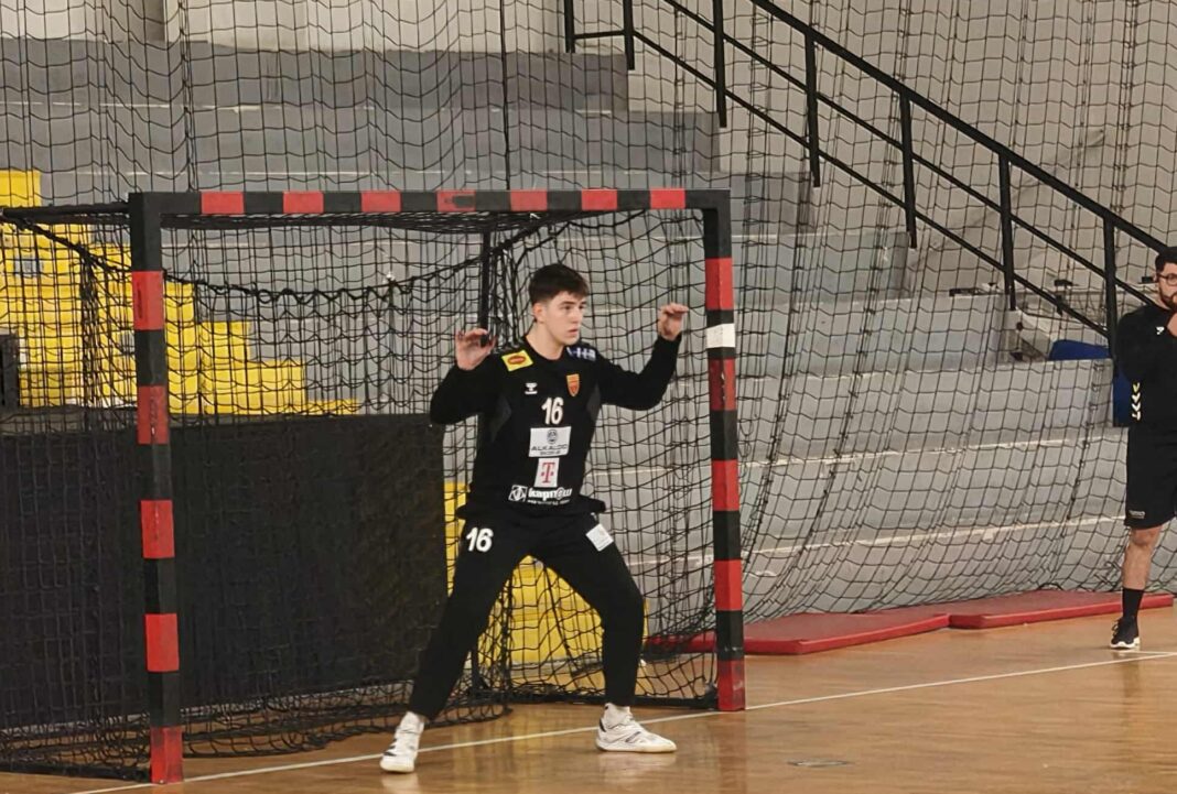 Кадетите вторпат убедливо ја победија Црна Гора