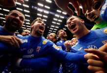 Пресврт: Ќе има дочек на плоштад за бронзените Хрвати