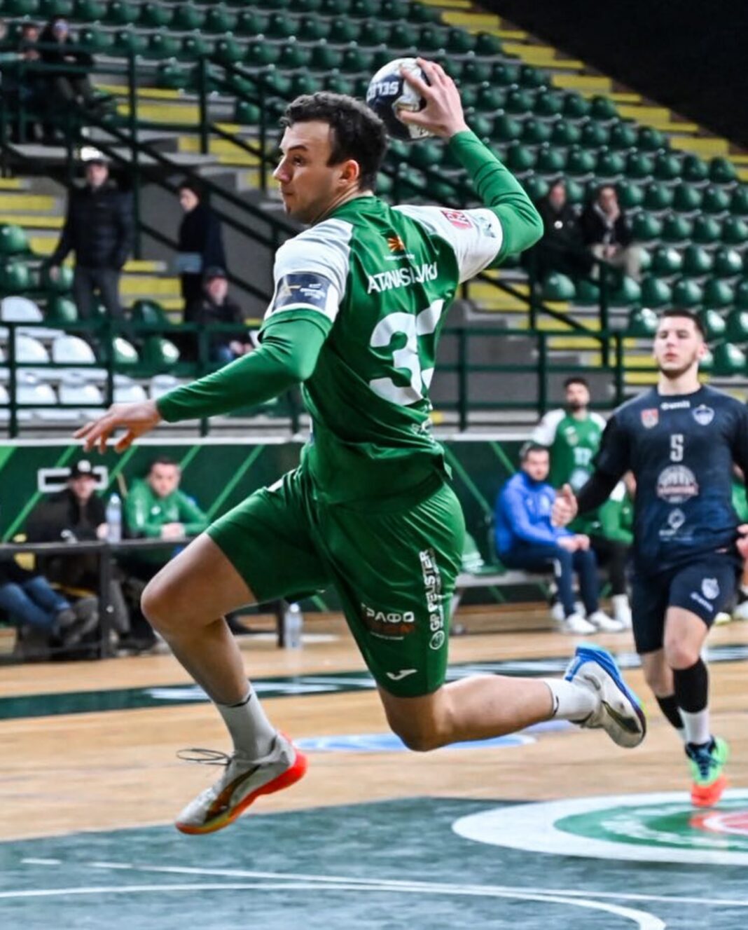 Шампионот немаше милост за Тиквеш – го победи со 19 гола разлика