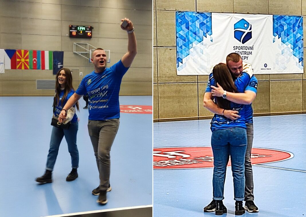 📷 Романтичен момент – падна запросување на европскиот меч на Охрид