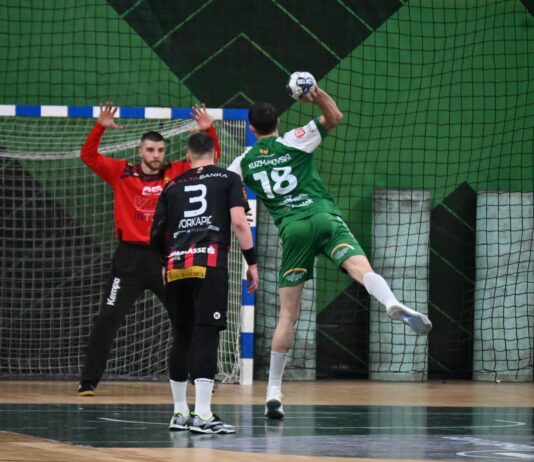 Еурофарм Пелистер води минимално на полувреме против Вардар