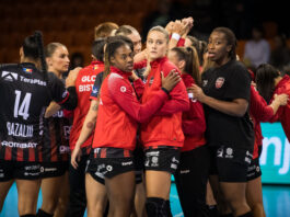 Скандал во Романија: Плати до 12.000 евра од државен буџет?!